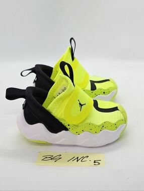 Jordan 23/7 (TD) Volt White Black DQ9294-701 Toddler Kids Size 4C NEW - Velcro